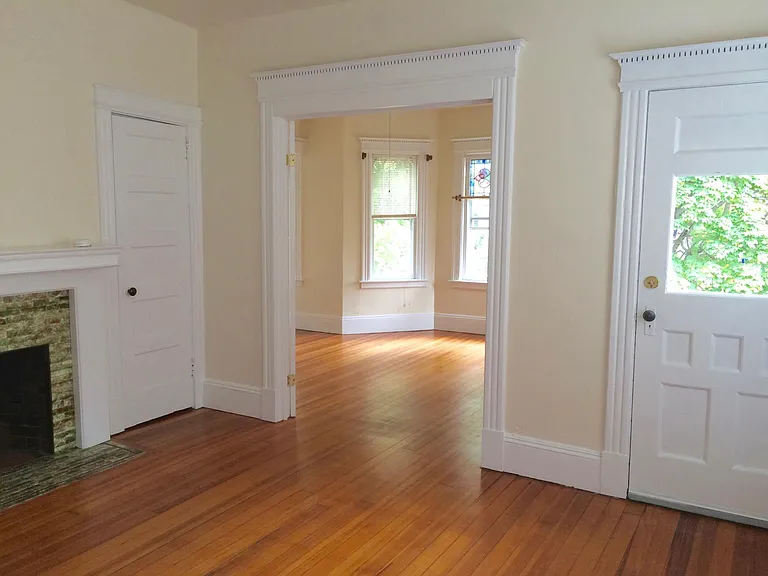 95 Evergreen Ave #2S — Photo 6