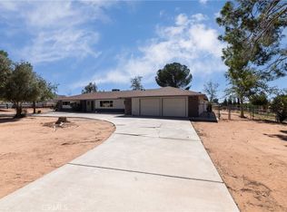 20465 Rancherias Rd, Apple Valley, CA 92307