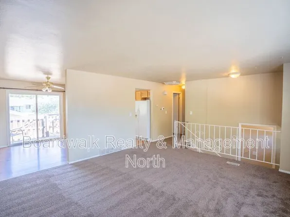6085 S Scorpio Dr, Salt Lake City, UT 84118