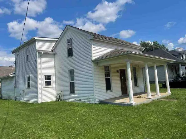 154 N High St, Mount Sterling, OH 43143