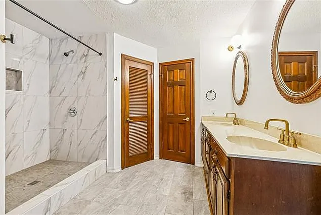 21 Carriage Ln — Photo 7
