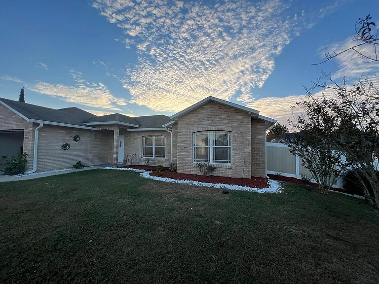 3037 Bonkirk Dr — Photo 3