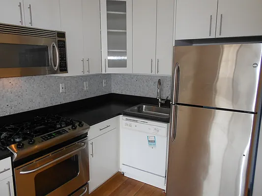 Rented by Corcoran | media 24