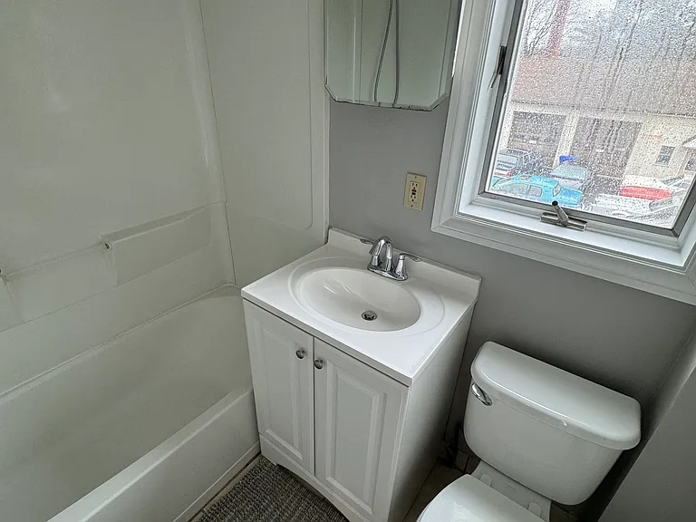 813 E Glenside Ave — Photo 11