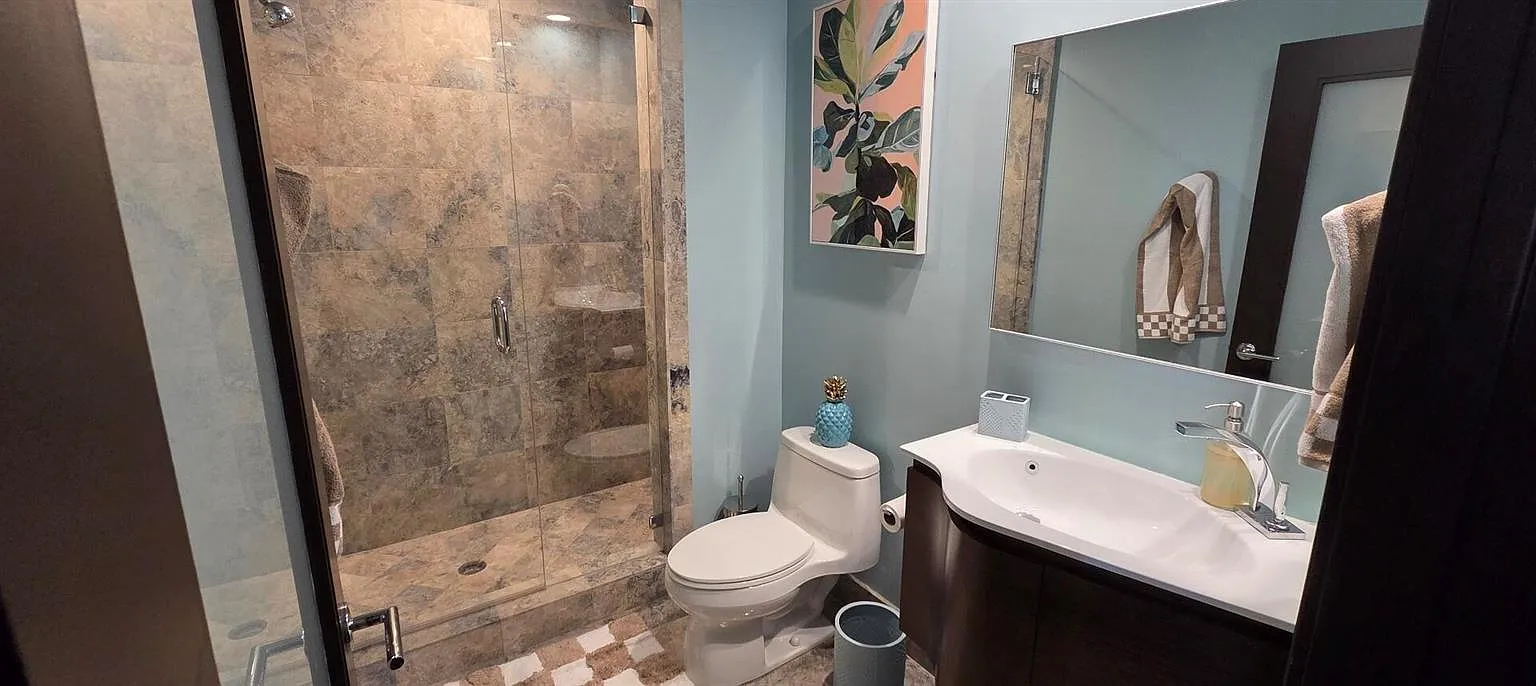 2 bed, 1436 sqft, $7,400 — Photo 4