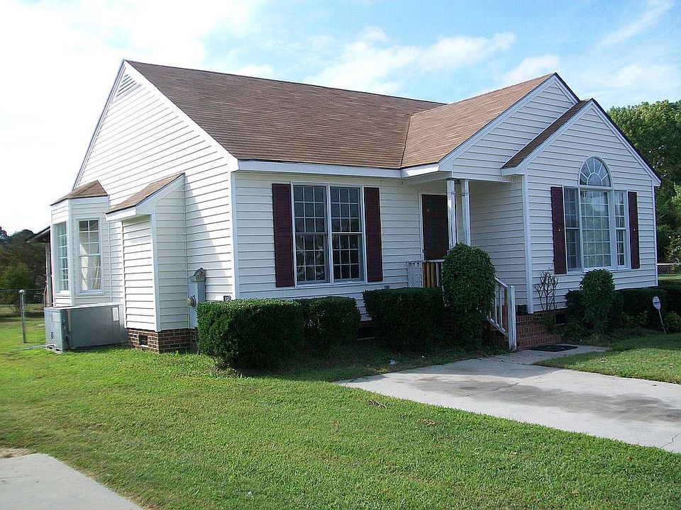 2nd image of 2306 Howard Jones Ct E