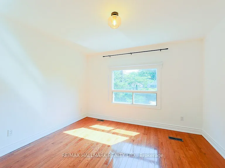 527 Craven Rd — Photo 20