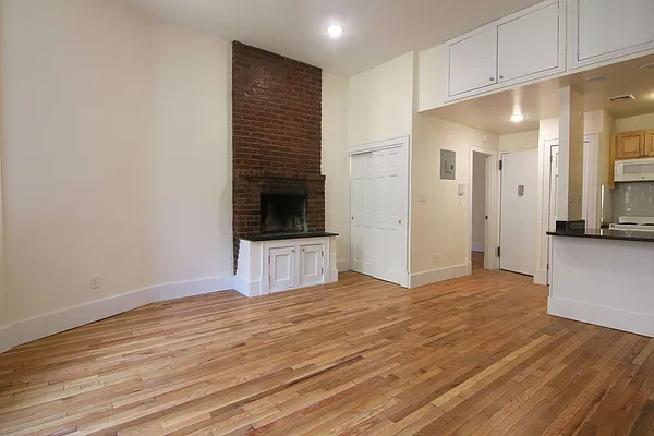 Rented by Guidance Realty Corp. | media 3