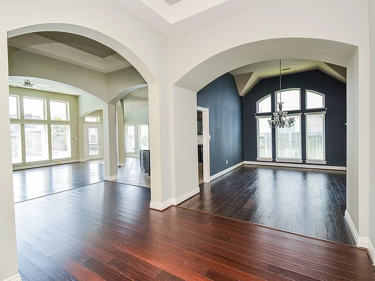 28803 Davenport Dr — Photo 10
