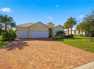 2557 Saint Lucia Cir, Vero Beach, FL 32967