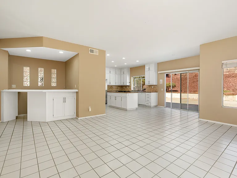4626 Tarantella Ln — Photo 12