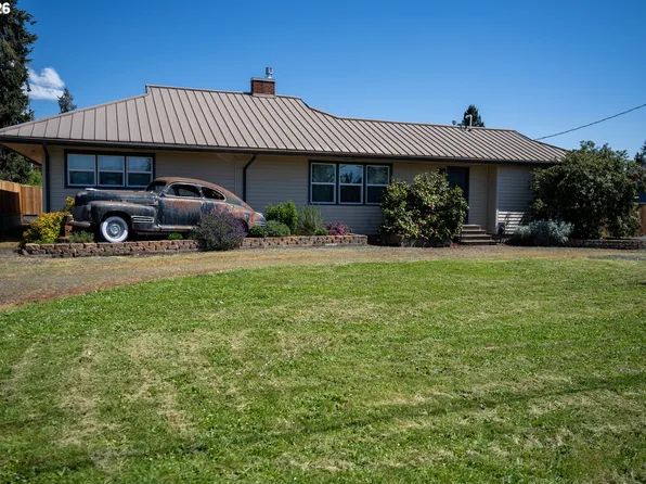 2897 Game Farm Rd, Springfield, OR 97477