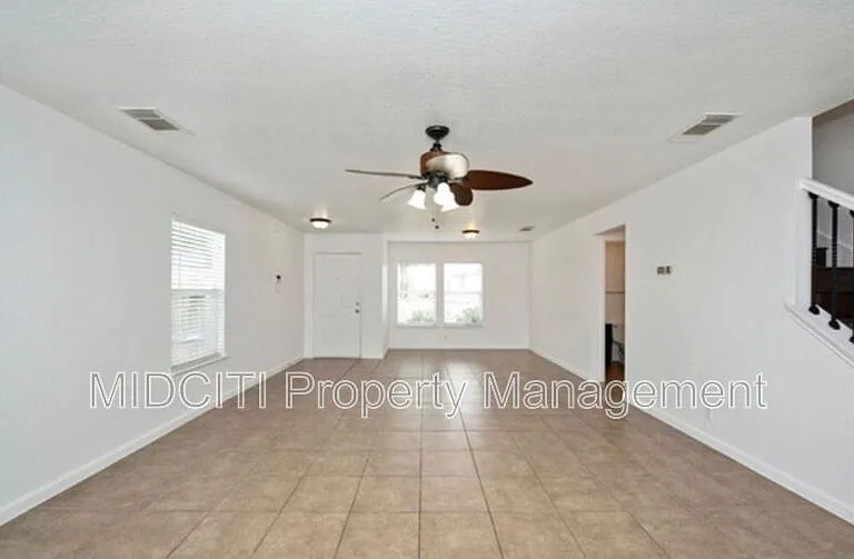 9739 Chelsea Cir — Photo 6