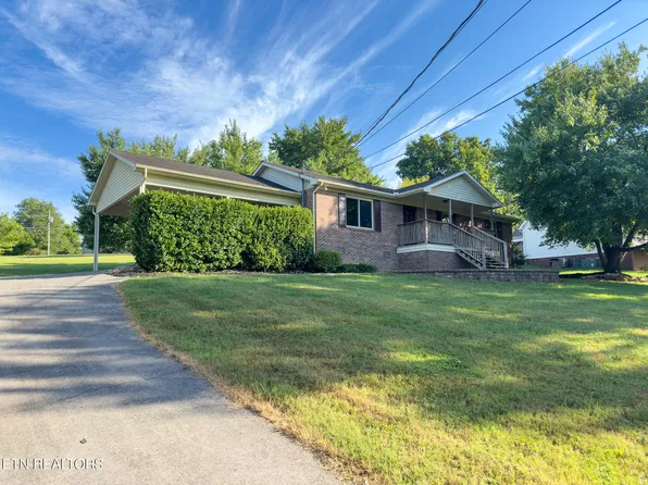 8644 Old Midway Rd, Lenoir City, TN 37772