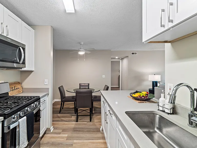 Cherry Tree Village Apartments — Photo 262