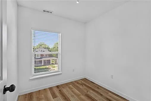 3627 Woodland Ave — Photo 21