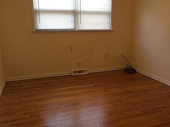 5th image of 266 Madison Ave