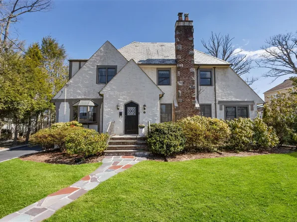63 Carthage Road, Scarsdale, NY 10583