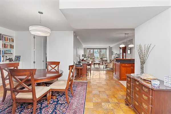 Sold by Nardoni Realty, Inc. | media 1