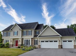 39 Cali Rdg, Fairport, NY 14450