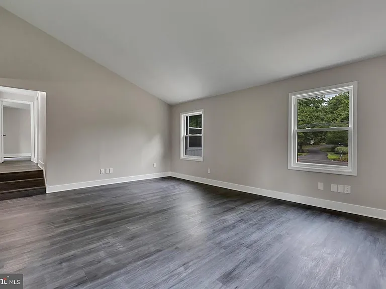 519 Linton Hill Rd — Photo 13