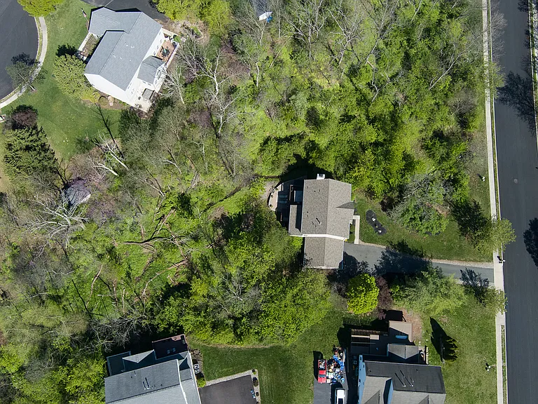 903 Maplewood Dr — Photo 44