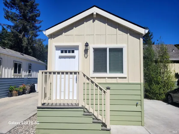 8 ROUNDELAY Lane, Santa Rosa, CA 95407