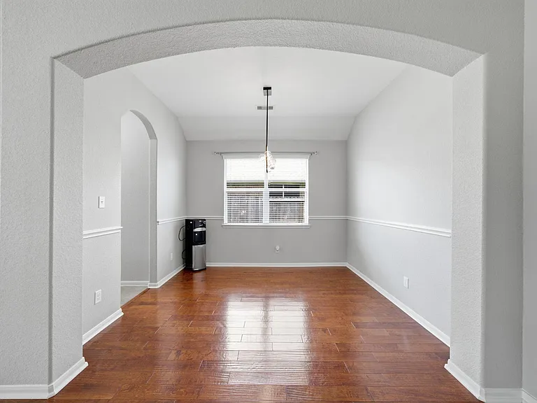 4207 Canterbury Park Ln — Photo 15