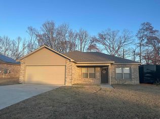 35 Buena Vista Dr, Cabot, AR 72023