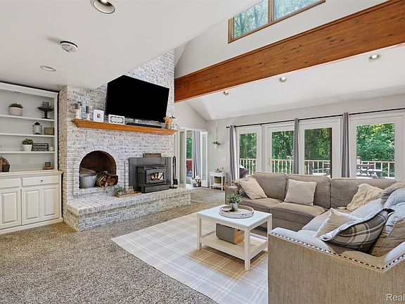 4th image of 9201 Mabley Hill Rd