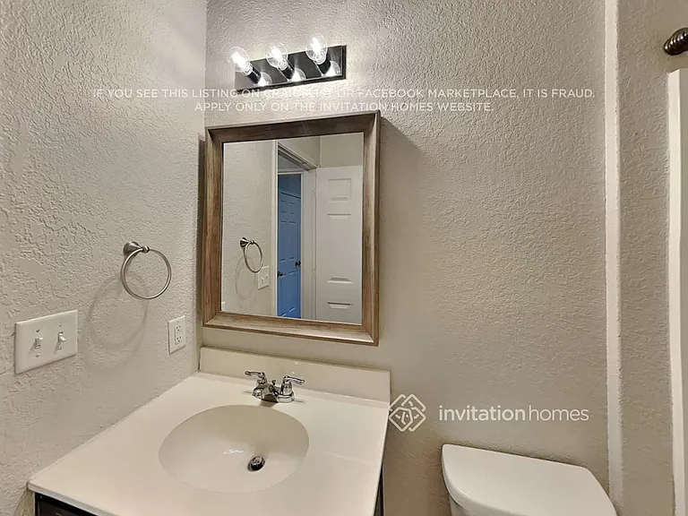 1607 Crown Daisy — Photo 18