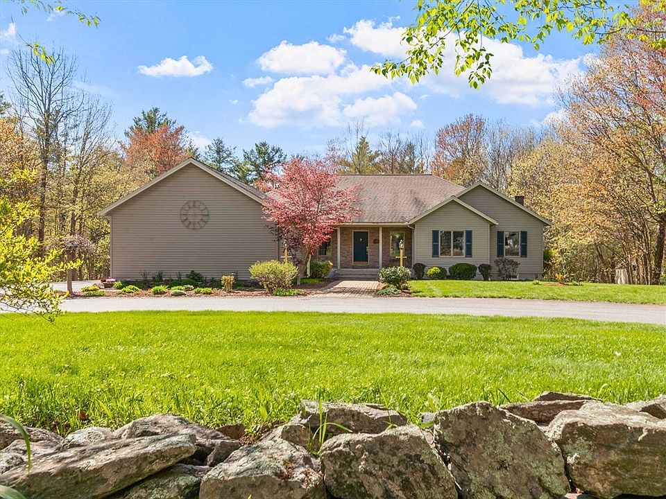 1st image of 118 Willis Rd