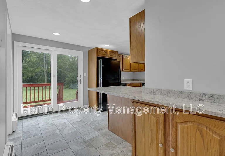 102 Orange St — Photo 17
