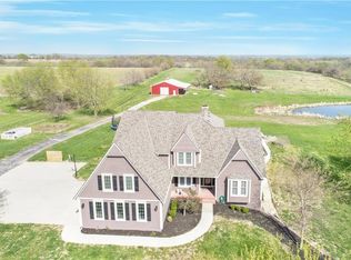 22851 Mission Rd, Bucyrus, KS 66013