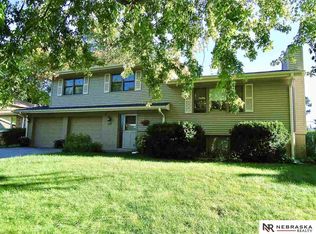 11017 Sahler St, Omaha, NE 68164