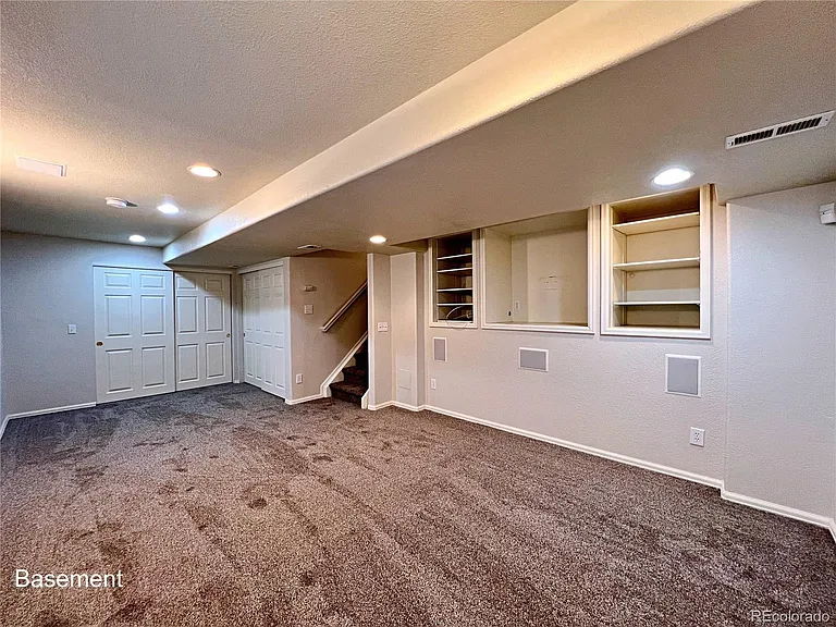 5377 S Ukraine Way — Photo 10