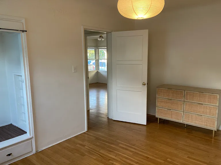 12444 Greene Ave #A — Photo 11