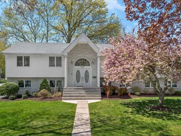 395 Chelsea St, Paramus, NJ 07652
