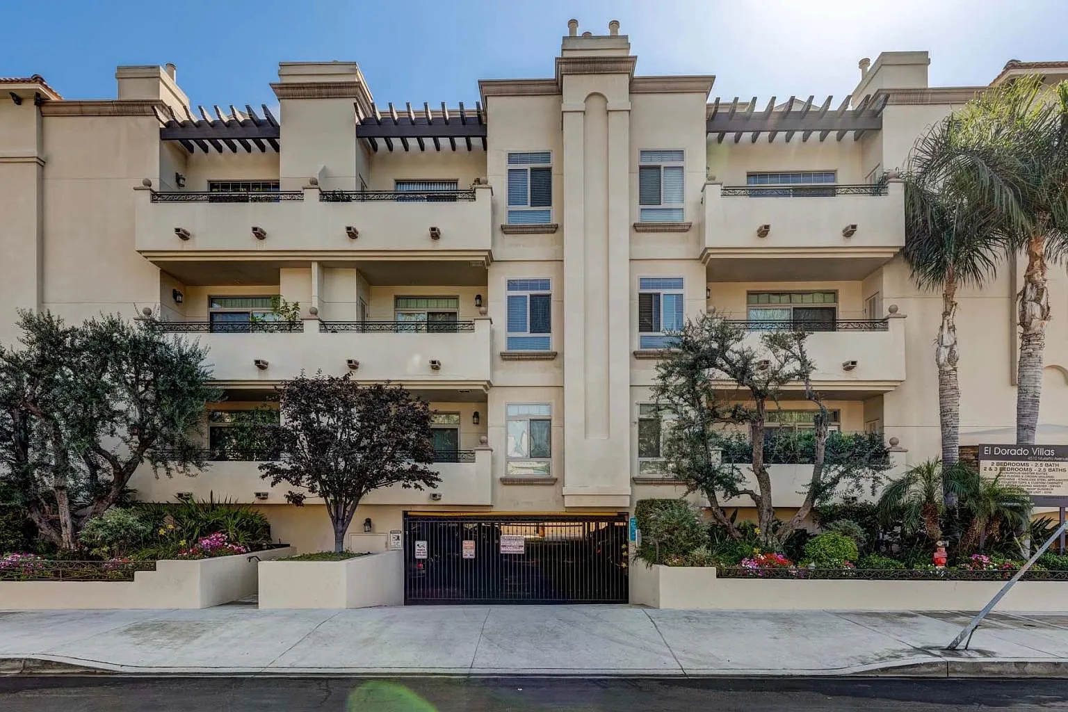 El Dorado Villas — Photo 1