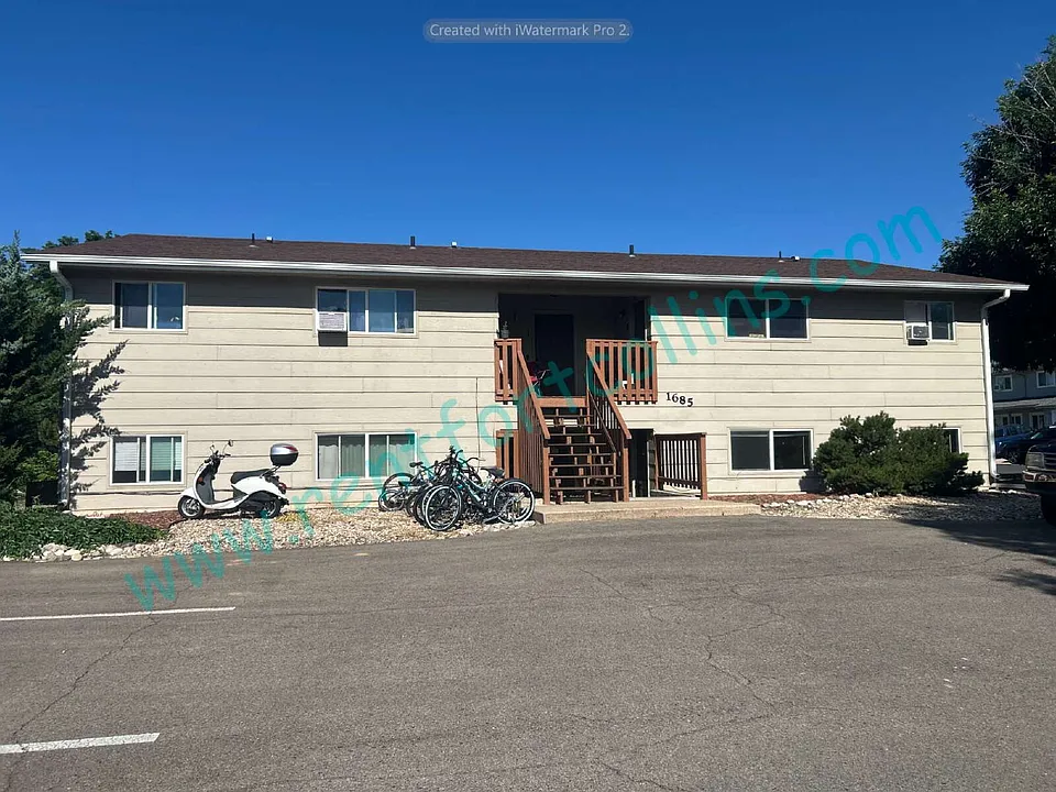 1685 Riverside Ave #1