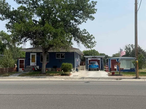 527 Shoshone Ave, Lovell, WY 82431