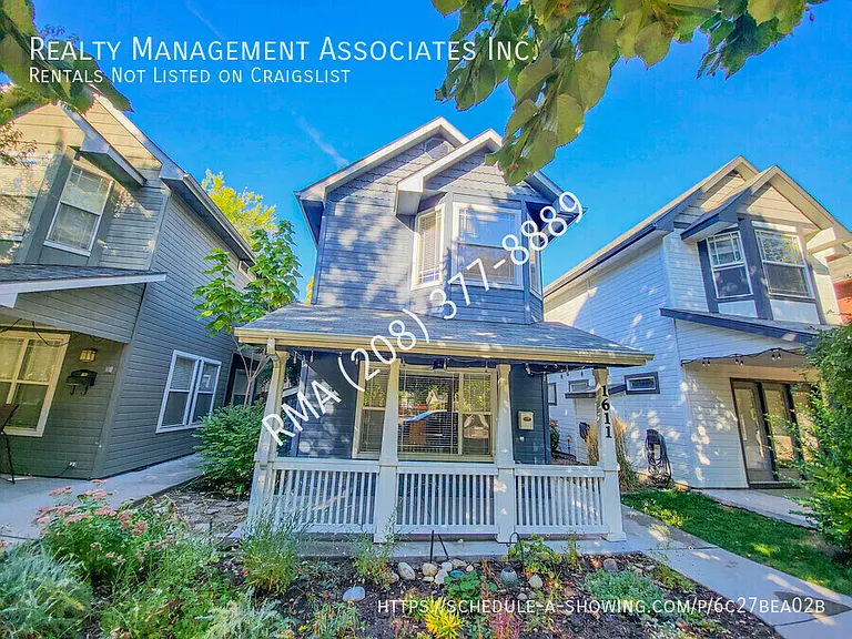 1611 S Michigan Ave — Photo 1