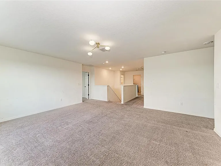 5826 143rd Ct E — Photo 34