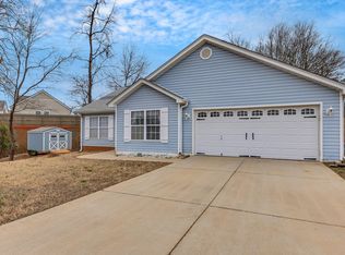 304 Hickory Rock Ln, Greer, SC 29651