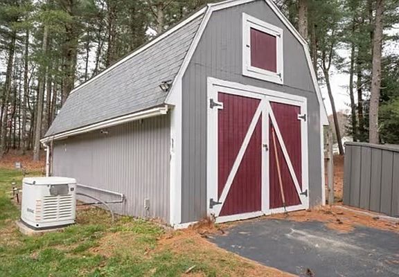 3rd image of 86 Pickens St