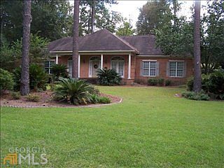 1st image of 502 Crestview Dr