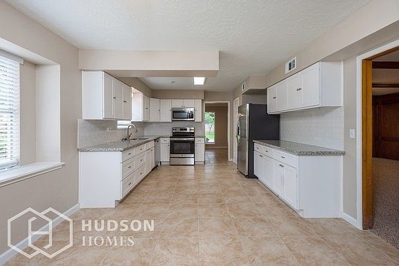 Hudson Homes Management- Kitchen