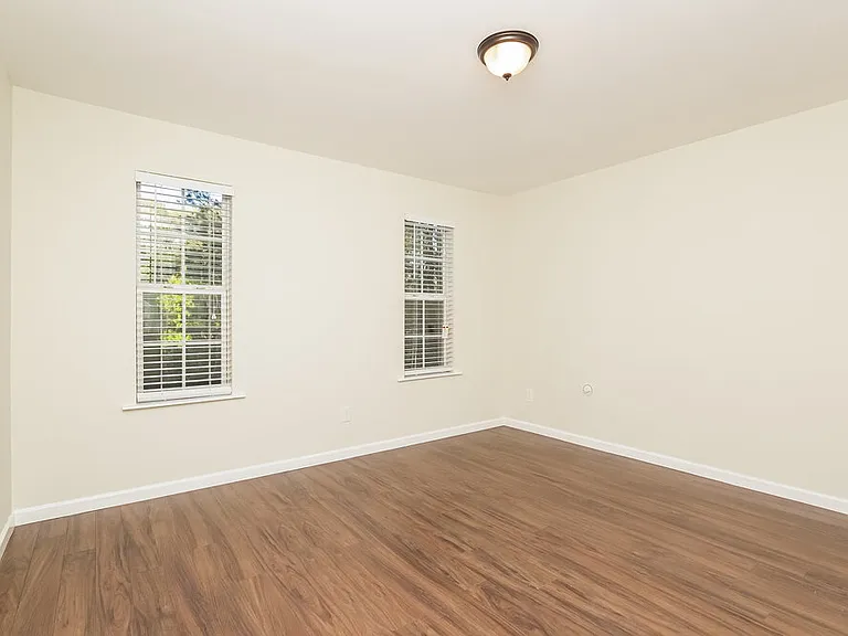 212 Browning Cir — Photo 16