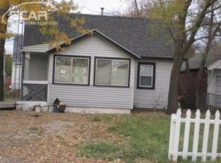 2075 E Buder Ave, Burton, MI 48529