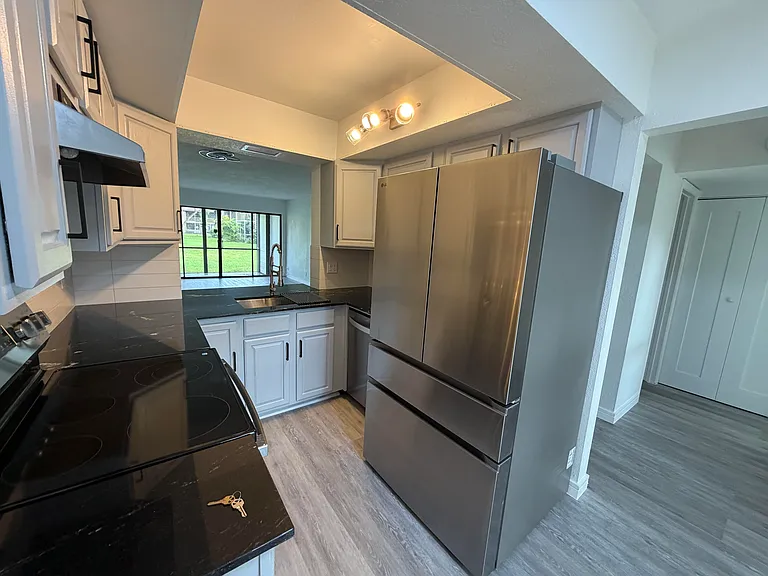 1921 SW 15th St #29 — Photo 10